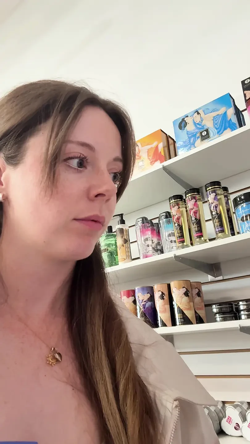 Sex Vlog! Shop with Me for a New Toy Then Watch Me Use It!