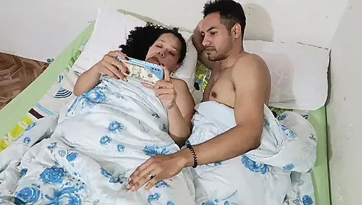 Kocası çalışırken komşumun götüyle sert seks