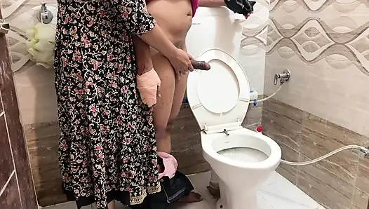 Step Stepmom Helping Her Injured Step Stepson to Wash and Seduced Him. Finally End up with Sucks His Cock, Before Getting Fucked