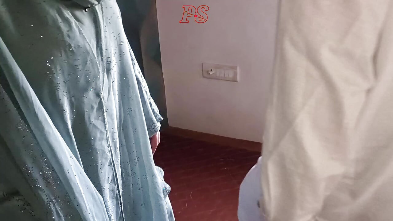 Two Muslim Bhabhis Wearing Burqas Got Fucked Together in Forced Blowjob Doggy Style Boobs Hindi Audio