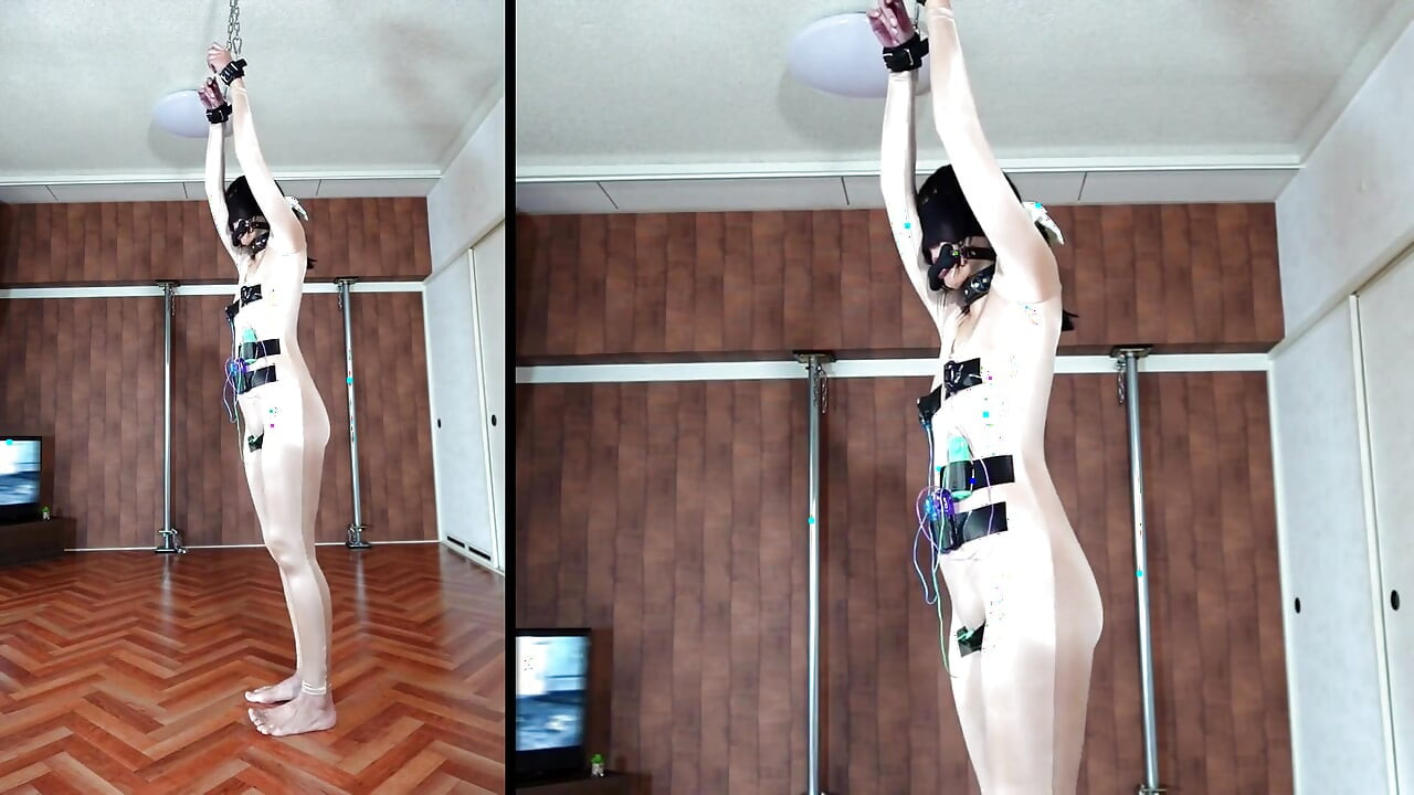 3 puan suçlama: iç çamaşırı, sütyen yok, tam vücut taytları