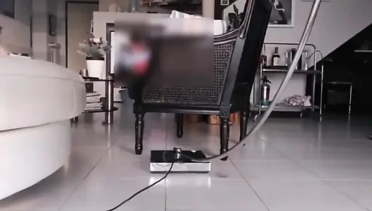 Cowok ini lagi nyari kaki seksiku