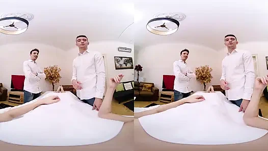 Pijat erotis mengarah ke threesome mfm - video vr