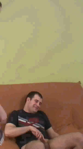Unforgettable moment from "Mulher apanha marido a Foder empregada de casa e participa tambem"