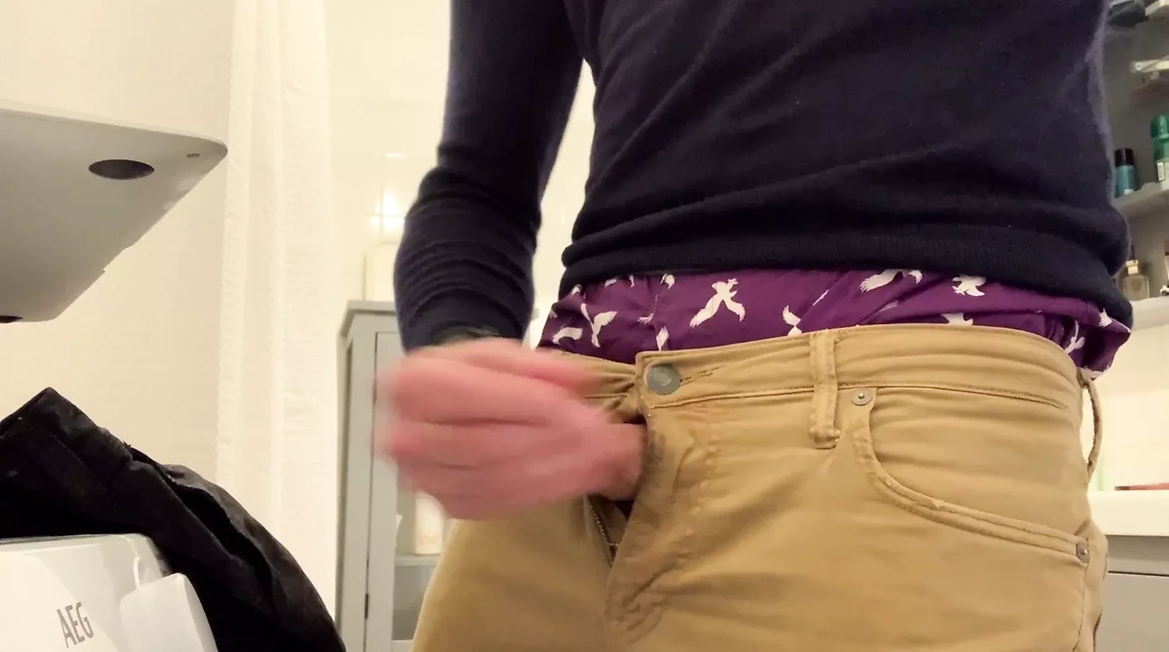 Bathroom Bating and cumming in my sagging jeans and boxers. NICE cum shot. verbal, moaning orgasm!