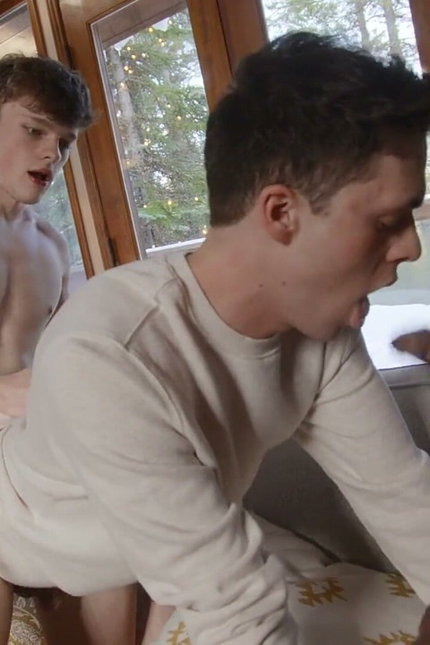 Twinkpop - Troye Dean, Jake Preston, Braxton Cruz Fuck in Winter Threesome