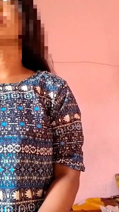 Bhabhi Ko Padke PeLa Din Me Bohat Maja Aya | Clip 1