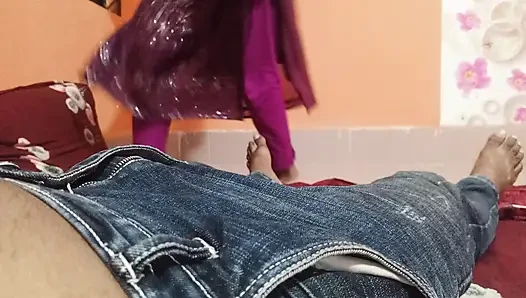 Wanita Bangladesh mengisap penis saudara iparnya.