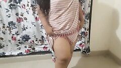 Fată bhabhi obraznică sexy în prosop după baie ...