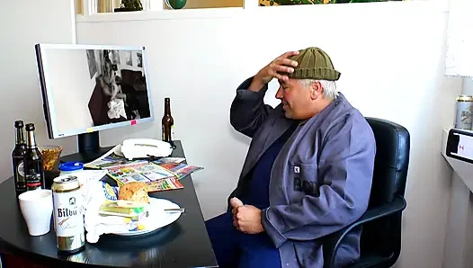 Оргия С Двойным Проникновением Для Возбужденных Домохозяек