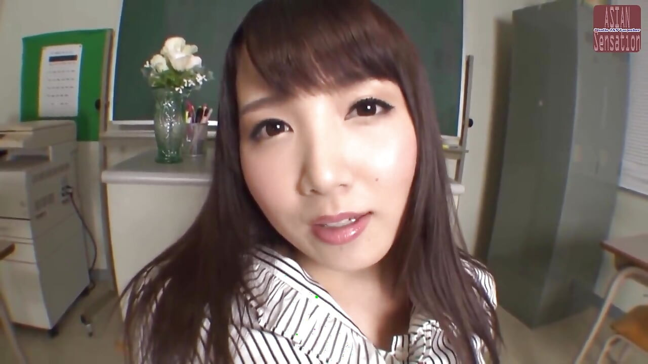아야카 토모다 - 나를 괴롭히는 그녀? 모든 남자가 환상을 느끼는 팬티 스타킹 사무실 미녀 - 무수정 - EP3