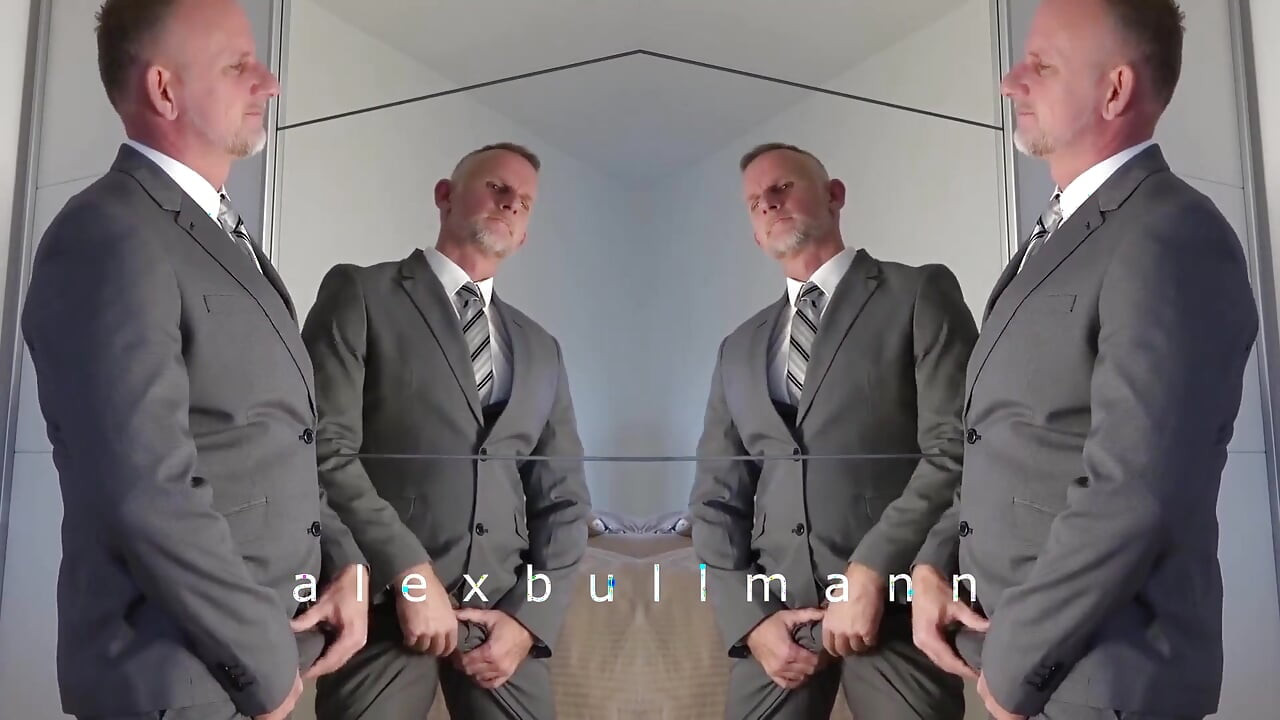 Mirrored I