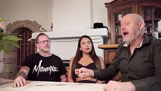 Sayap Dan Cakar: Paul Bagian 3 - Kehidupan Pribadi, Kurangnya Kepercayaan Diri Dan Apa Yang Terjadi Di Sofa