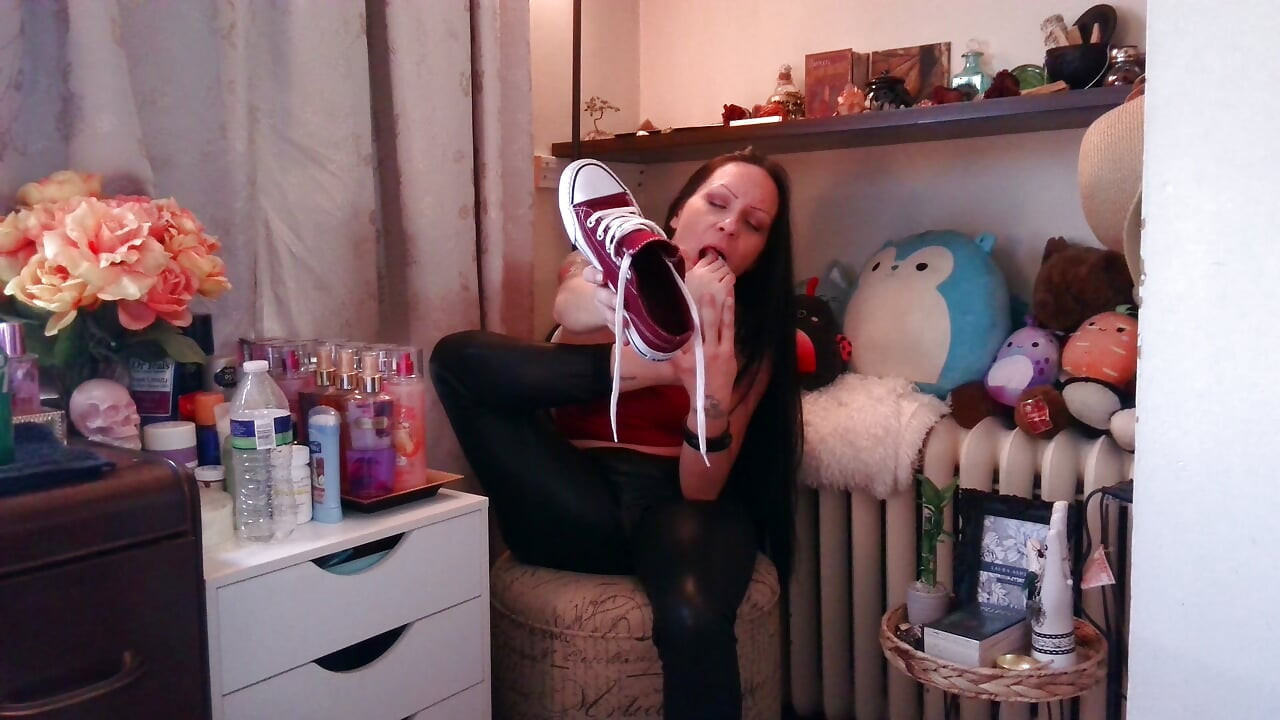 Wanna Take a Whiff of My Shoe
