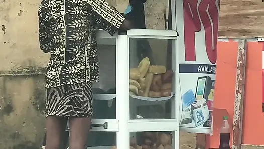 Ngentot gadis kurus dalam berbagai posisi