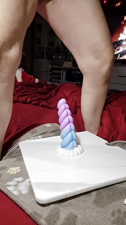 PAWG MILF Rides a Fat Dildo to Stretch Out That Pussy