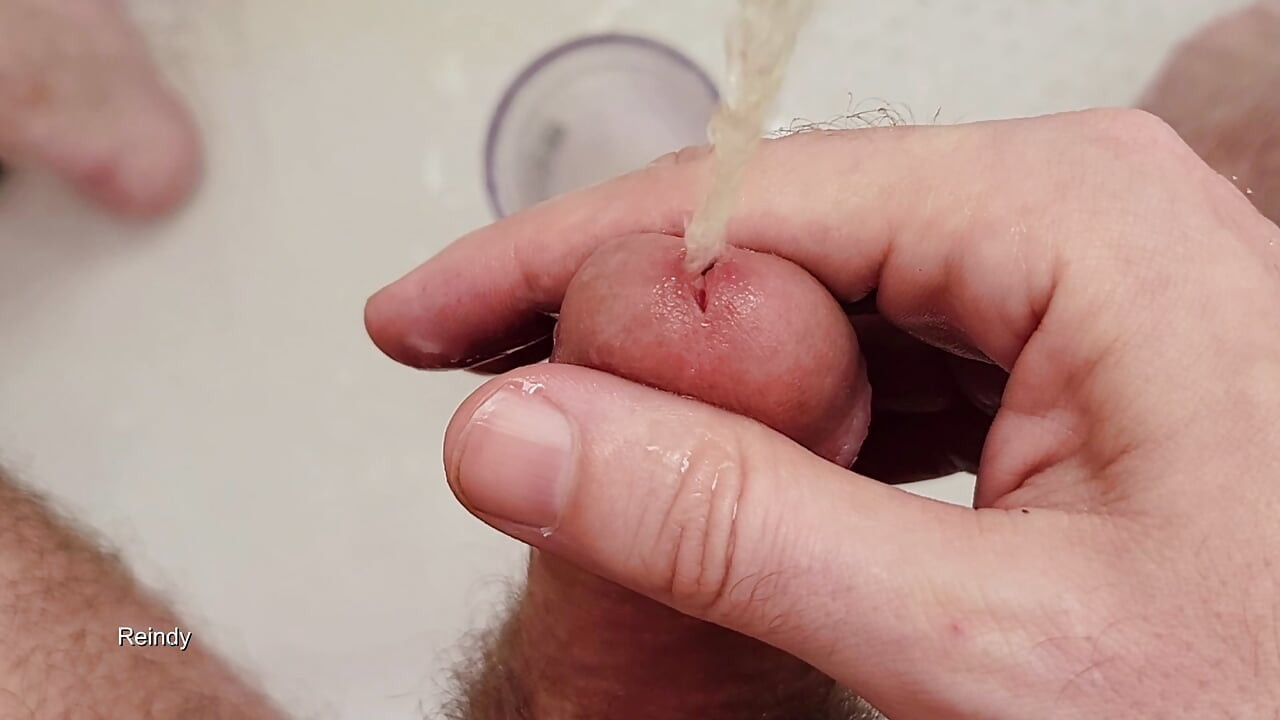 Epic Cum and Piss Fountains From My Pee Hole.