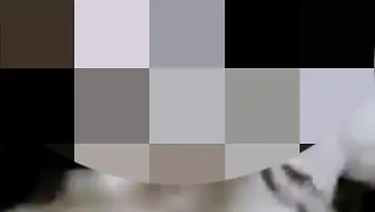 Panggilan video sama istri temen malah telanjang bikin aku masturbasi part2