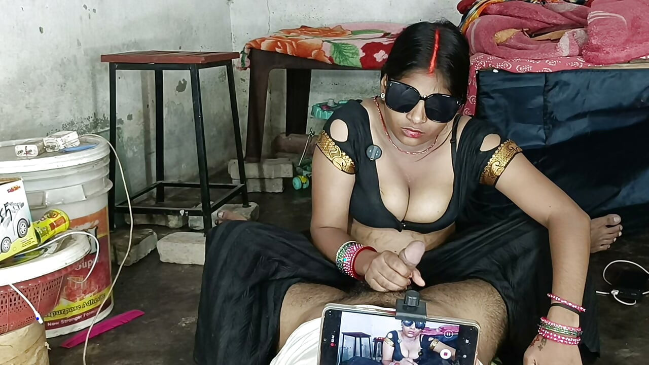 Agua salió de la mano del pene del cuñado, video sexy indio, video sexy, video de sexo.