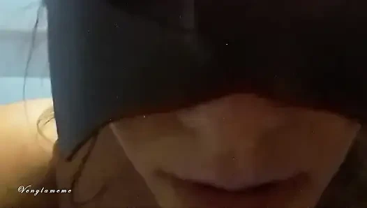 Скачу на моем муже в видео от первого лица, пока я не кончу, затем делает минет, пока он не кончит мне в рот