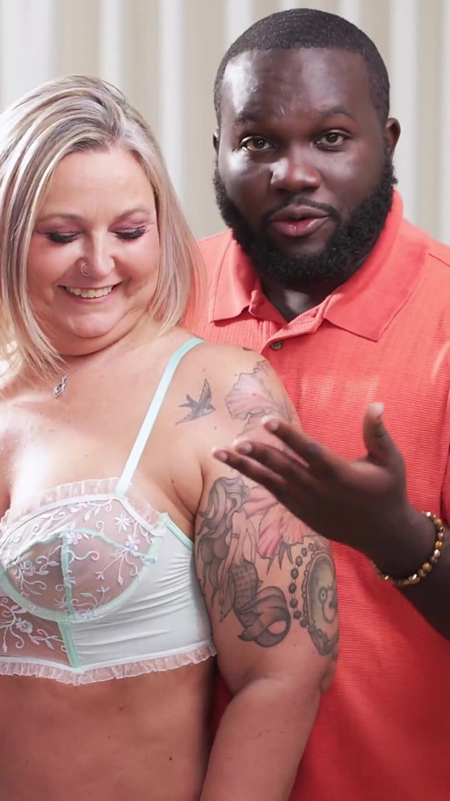 Semaj Media Thick PAWG MILF Davina Raines Salesman