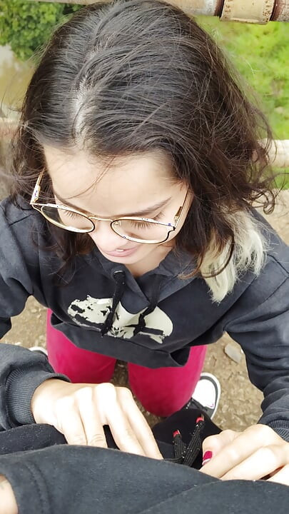 Amateur Outdoor Blowjob & Facial  Cute Nerd Brunette, Brown Eyes, Big Dick
