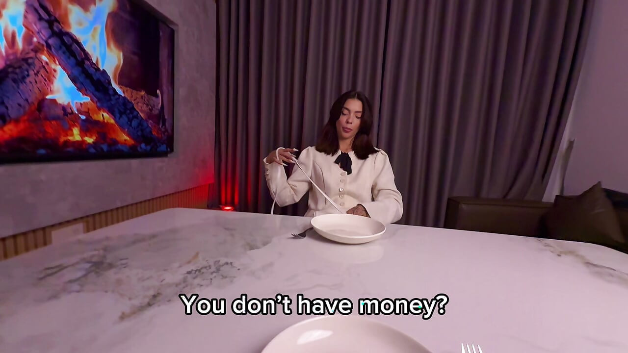 Sexy Girl Came on a Date, but She Had No Money
