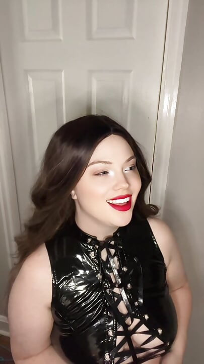 MILF Cuckolds Her Fuck Buddy with the Biker Gang Role Play
