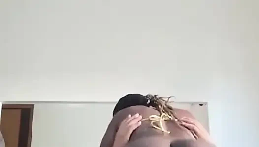 Murid nakal dengan pantat bahenol dientot habis-habisan sampai dicrot di dalam