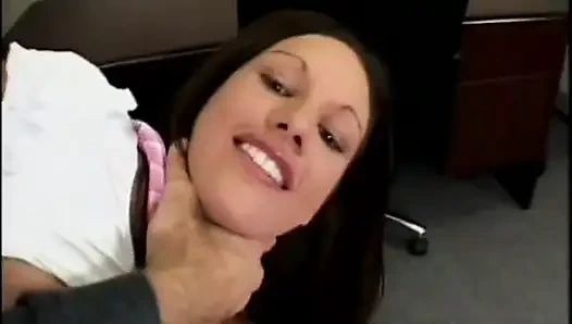 Jessica rizzo mempersembahkan dua adegan cewek nakal yang suka nyepong kontol 07