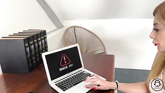 Arab MILF Fucks the Computer Technician