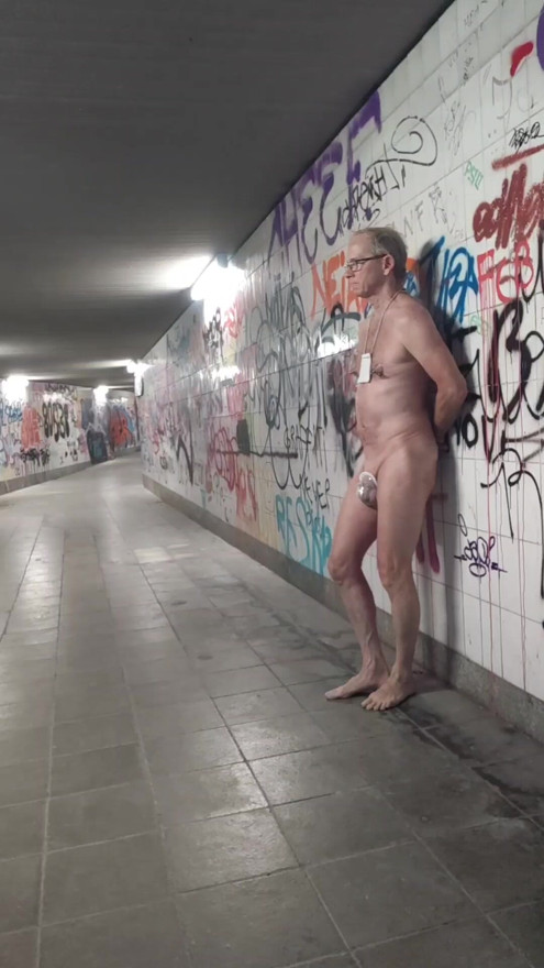 The shameless whore finally offers herself again in the whore tunnel.