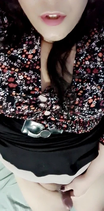 Girlfriend Cums After Business Meeting