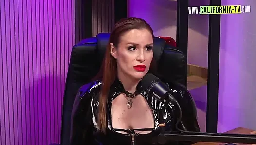 Maisa pravo si cewek hot rambut merah dominan lagi asik seks bdsm