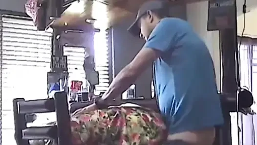 Die kamera erwischte meinen ehemann beim ficken mit babysitter