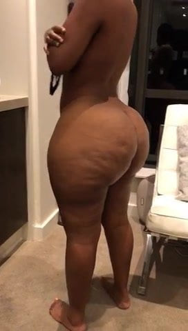 big booty corpo grande