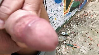 Fetter schwanz im freien 4