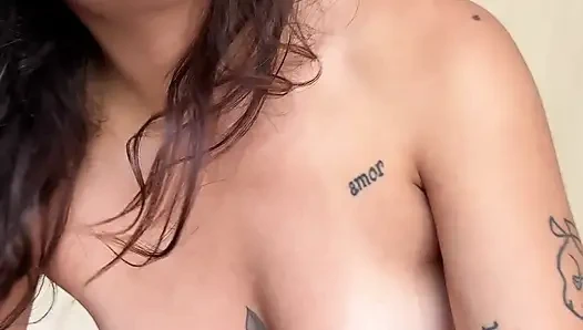 Sie verwandelte mein morgenholz in ihr morgenrühstück