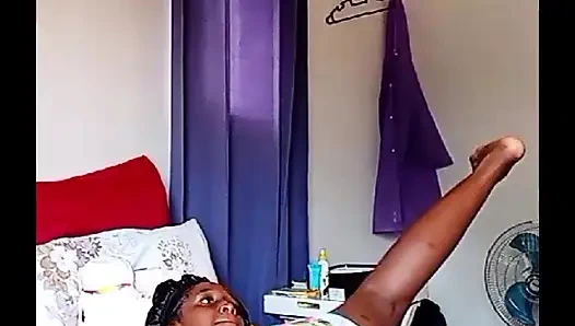 Aku tidak peduli dia ayah tiriku, hari ini dia akan menyetubuhiku