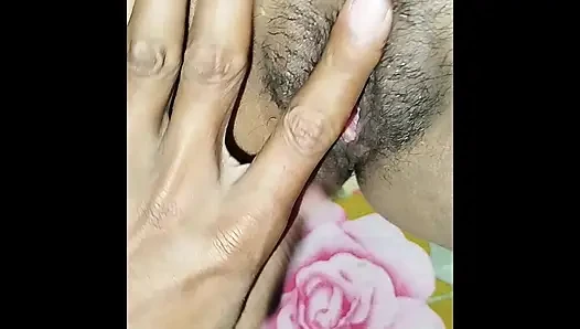Video seks pertama gadis hot india di desa india