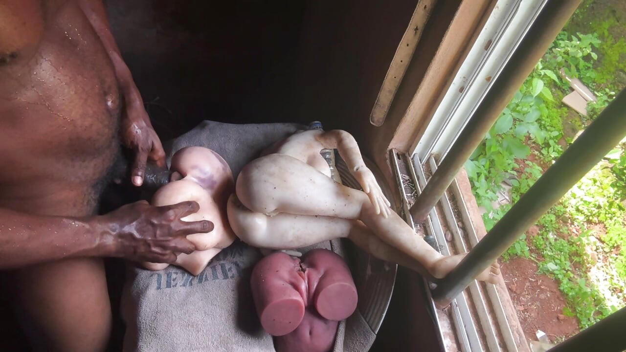Threesome love toy Cum hard