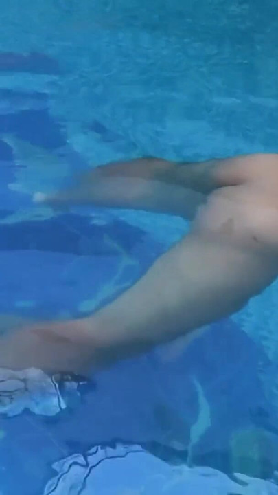 Intense and uncontrolled fucking in the middle of the pool with a pregnant woman | Clip 3