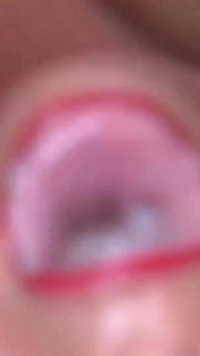 Uzbudljiv trenutak iz "SexySusi Milf liebt dicke Pimmel"