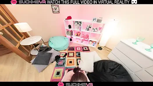 Si cewek hot rambut cokelat lucy strindew lagi asik ngentot kontol besar sambil bugil di ranjang - vr.