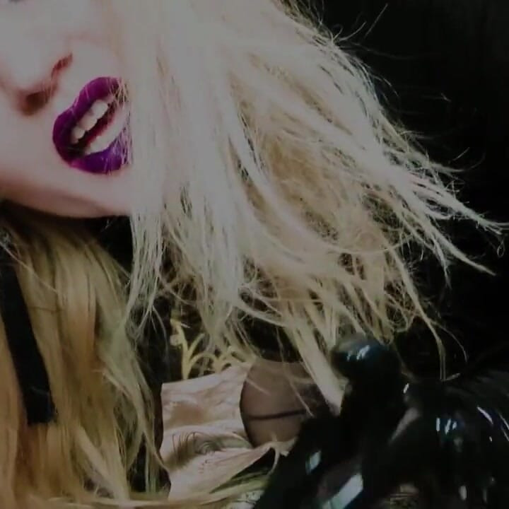 Selepas kongkek minda gelap