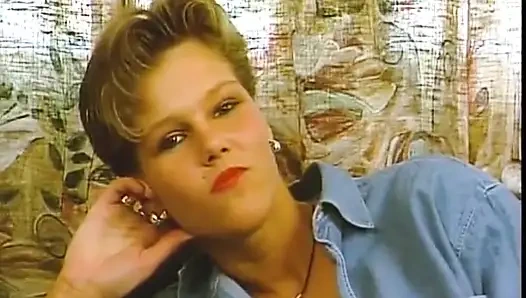 Cock Sucking German Babe Got Her Pussy Fingered