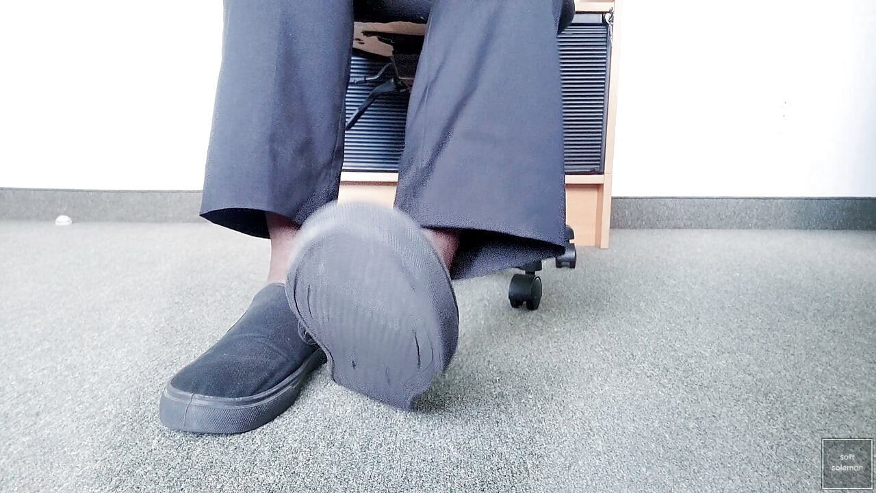 I remove my odorous shoes (3) (2026)