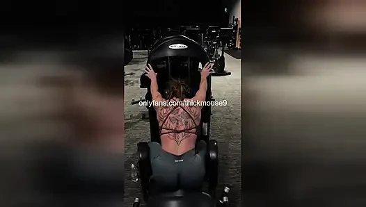 TikTok Live Accident: Teen's Pussy Destroyed by Huge Cock Gape