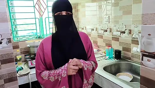 Please sir fuck my tight pussy once again Desi hijabi maid chudai xxx