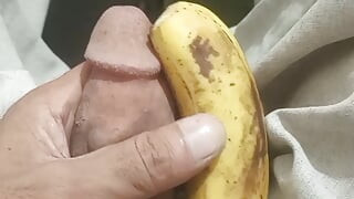 Min aur mera land bahat masti min hai agar kasi ko sex ki khwahish hai to mere saath male aur female raabtah kar kar ho